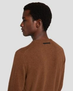 7 For All Mankind Cashmere Crew Sweater In Dapper Tan 13 7 For All Mankind Cashmere Crew Sweater In Dapper Tan -Sleek Fit Style 7M001209 DPT 6