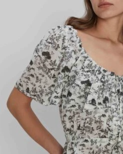 7 For All Mankind Peasant Top In Green Toile 8 7 For All Mankind Peasant Top In Green Toile -Sleek Fit Style 7N539D50 TOI 03