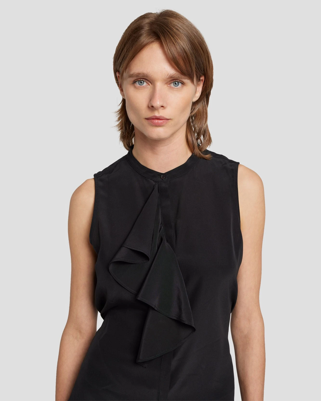 7 For All Mankind Silk Sleeveless Ruffle Blouse In Black 5 7 For All Mankind Silk Sleeveless Ruffle Blouse In Black - Image 3