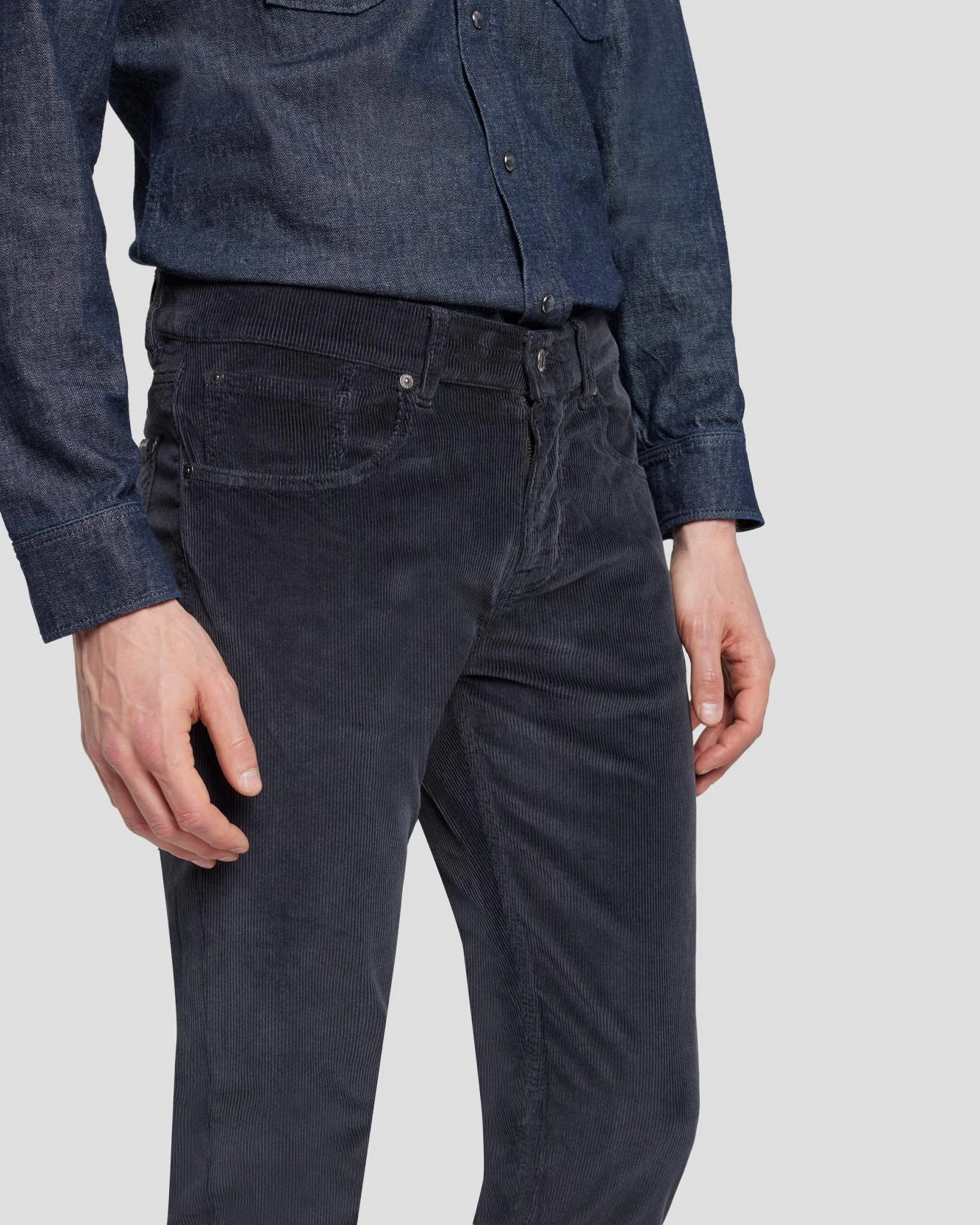 7 For All Mankind Corduroy Slimmy Tapered In Navy 5 7 For All Mankind Corduroy Slimmy Tapered In Navy - Image 3
