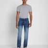7 For All Mankind Airweft Straight In Coachella 1 7 For All Mankind Airweft Straight In Coachella -Sleek Fit Style 7T40183L CLA 1