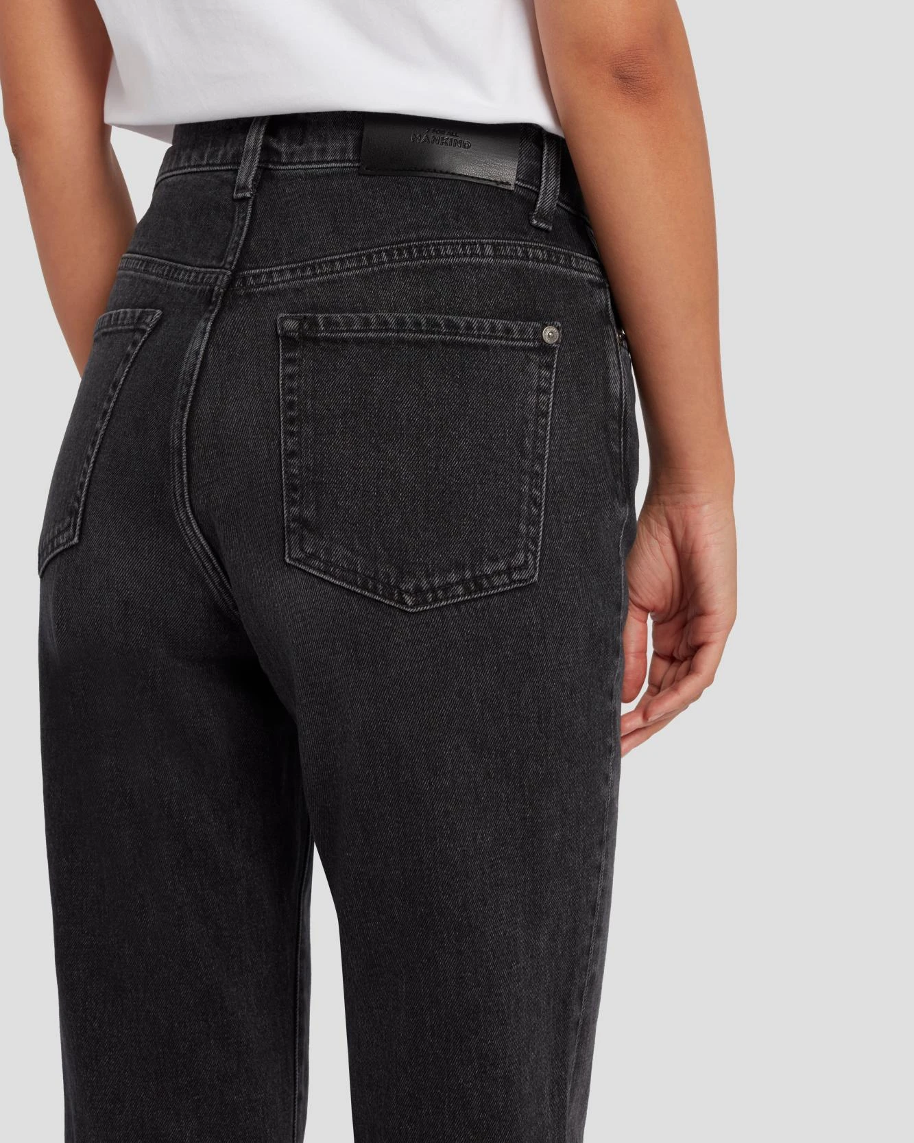 7 For All Mankind MANKIND Logan Stovepipe In Licorice 7 7 For All Mankind MANKIND Logan Stovepipe In Licorice - Image 5