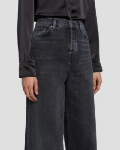 7 For All Mankind MANKIND Zoey Super Wide Leg In Licorice -Sleek Fit Style 7U649C31 LIR 3