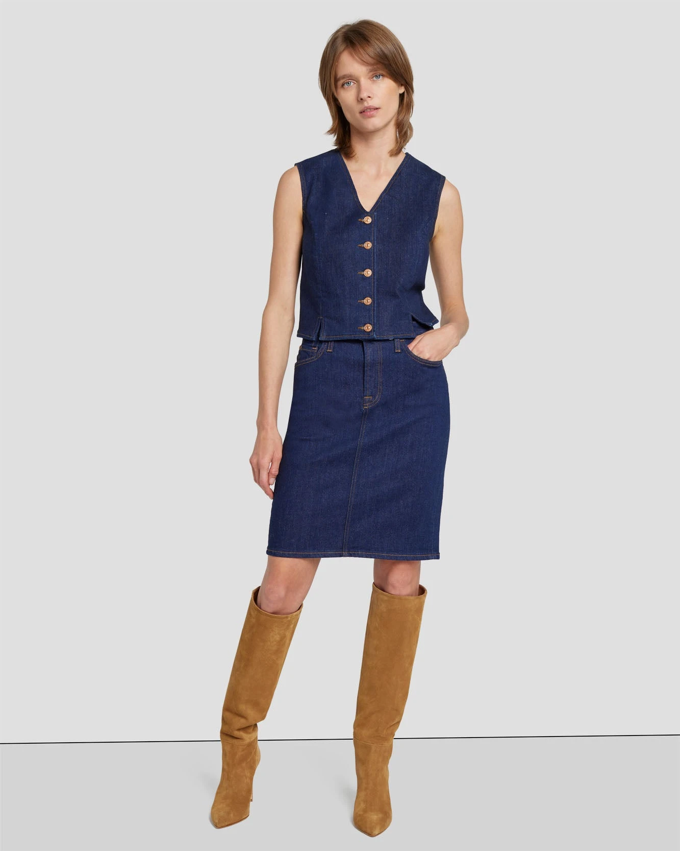 7 For All Mankind Easy Pencil Skirt In Magnolia 8 7 For All Mankind Easy Pencil Skirt In Magnolia - Image 6