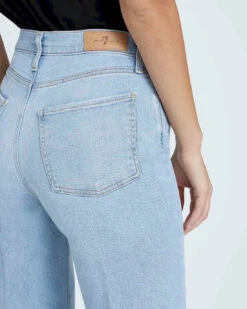 7 For All Mankind Luxe Vintage Cropped Jo In Wild Fleur -Sleek Fit Style 90661aaf00d73a6f1b716157b2615246