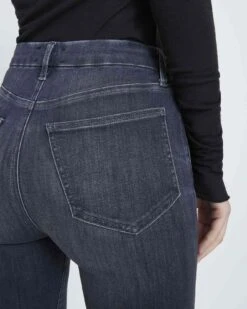 7 For All Mankind No Filter Ultra High Rise Skinny Bootcut In Edelweiss 8 7 For All Mankind No Filter Ultra High Rise Skinny Bootcut In Edelweiss -Sleek Fit Style EDIT 7U413850 NFE 3